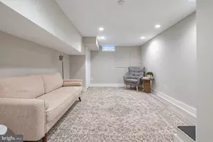 510 Mountain St, Philadelphia, PA 19148 - Photo 37