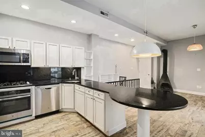 727 S 2nd Street S #1R, Philadelphia, PA 19147 - Photo 3