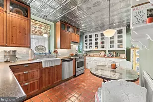 2821 Midvale Ave, Philadelphia, PA 19129 - Photo 9