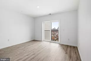 915-B N Broad St, Philadelphia, PA 19123 - Photo 9