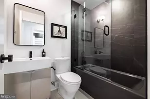 100 N 22nd St, Philadelphia, PA 19103 - Photo 31