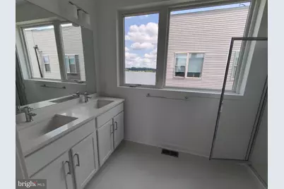 3040 S Northbank Place, Philadelphia, PA 19125 - Photo 37