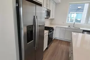 3040 S Northbank Pl, Philadelphia, PA 19125 - Photo 11