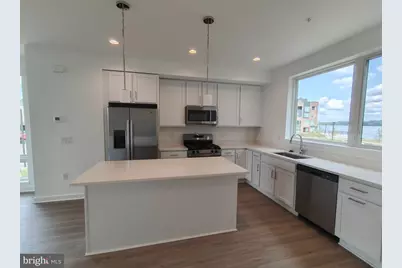 3040 S Northbank Place, Philadelphia, PA 19125 - Photo 9