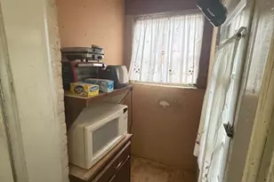 7359 Theodore St, Philadelphia, PA 19153 - Photo 15