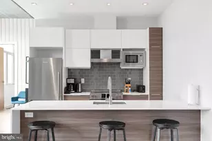 313 Race St, Philadelphia, PA 19106 - Photo 17