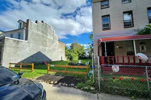 214 E Haines St, Philadelphia, PA 19144 - Photo 3