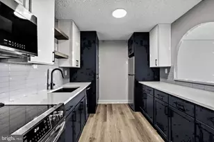 1500 Locust St, Philadelphia, PA 19102 - Photo 9