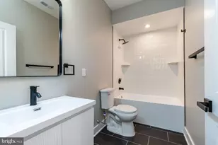 2406 N 3rd St, Philadelphia, PA 19133 - Photo 7