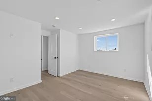 1607 Chesapeake Pl, Philadelphia, PA 19122 - Photo 17
