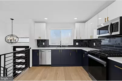 1607 Chesapeake Place, Philadelphia, PA 19122 - Photo 7
