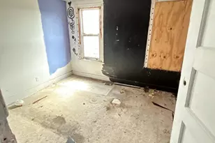 1733 W Butler St, Philadelphia, PA 19140 - Photo 9