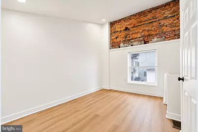 109 W Thompson Street, Philadelphia, PA 19122 - Photo 1