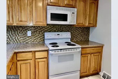 418 Emily Street, Philadelphia, PA 19148 - Photo 3