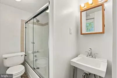 335 R Poplar Street, Philadelphia, PA 19123 - Photo 15