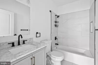 952 N 5th Street, Philadelphia, PA 19123 - Photo 27