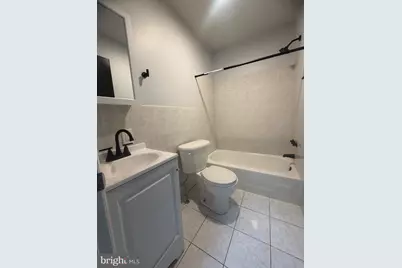 819 N 26th Street #2, Philadelphia, PA 19130 - Photo 5