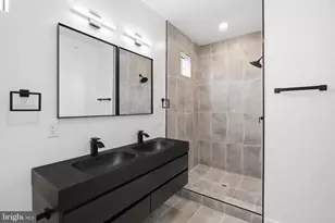 1020 W Orleans St, Philadelphia, PA 19133 - Photo 23