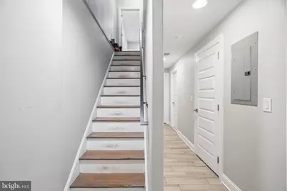 924 W Susquehanna Avenue, Philadelphia, PA 19122 - Photo 21