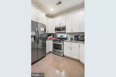 924 W Susquehanna Avenue, Philadelphia, PA 19122 - Photo 5
