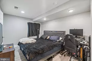 924 W Susquehanna Ave, Philadelphia, PA 19122 - Photo 11
