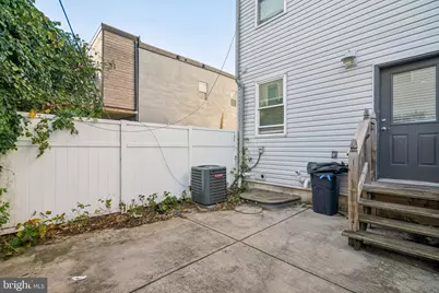 924 W Susquehanna Avenue, Philadelphia, PA 19122 - Photo 23