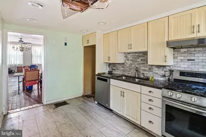 1125 E Susquehanna Avenue, Philadelphia, PA 19125 - Photo 13