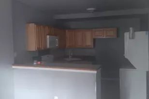 871 N 43rd St, Philadelphia, PA 19104 - Photo 9