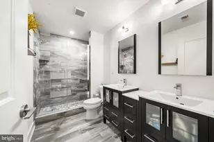 1517 Brown St, Philadelphia, PA 19130 - Photo 23