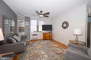 2601 Pennsylvania Ave, Philadelphia, PA 19130 - Photo 3