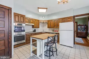 2530 S 18th St, Philadelphia, PA 19145 - Photo 9