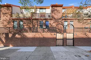 1923 Hamilton St, Philadelphia, PA 19130 - Photo 3