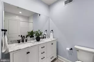 726 S Randolph St, Philadelphia, PA 19147 - Photo 23