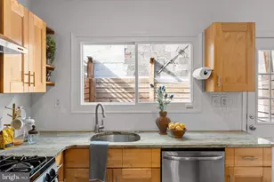 726 S Randolph St, Philadelphia, PA 19147 - Photo 13