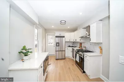2938 Poplar Street, Philadelphia, PA 19130 - Photo 11