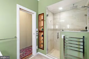 2437 Brown St, Philadelphia, PA 19130 - Photo 17