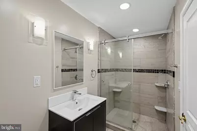 2418 S 22nd Street, Philadelphia, PA 19145 - Photo 23