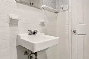 2304 Waverly St, Philadelphia, PA 19146 - Photo 21