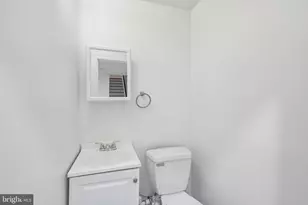2321 E Thompson St, Philadelphia, PA 19125 - Photo 17