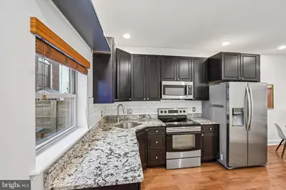 2321 E Thompson Street, Philadelphia, PA 19125 - Photo 11