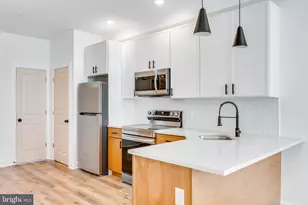 2528 N 11th St, Philadelphia, PA 19133 - Photo 3