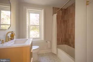 344 S 15th St, Philadelphia, PA 19102 - Photo 21