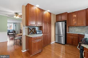 3975 Carteret Dr, Philadelphia, PA 19114 - Photo 13