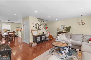7715 Olympus Pl, Philadelphia, PA 19153 - Photo 3