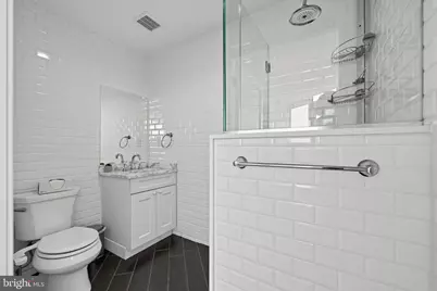 201 N 8th Street #914, Philadelphia, PA 19106 - Photo 15