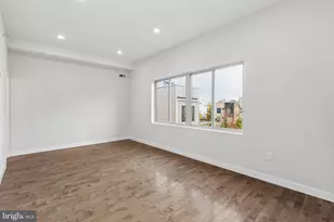 1945 N 7th St, Philadelphia, PA 19122 - Photo 15