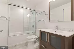1915 E Hagert St, Philadelphia, PA 19125 - Photo 15
