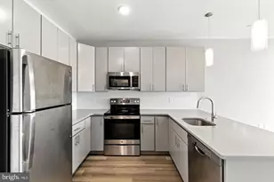 2110 E Norris St, Philadelphia, PA 19125 - Photo 3
