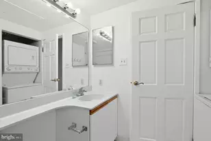 1601 Spring Garden St, Philadelphia, PA 19130 - Photo 15