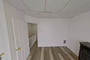 216 N Avondale St, Philadelphia, PA 19139 - Photo 9